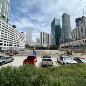 This is an image of the 444 Brickell construction site where ancient remains have been founds. This image acts as the header image for this article.